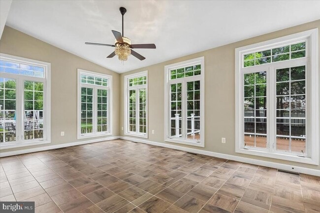 Building Photo - 42855 Chatelain Cir