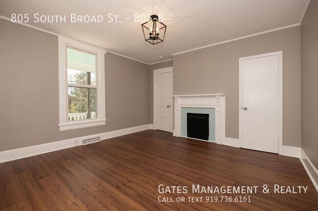 Building Photo - 805 S Broad St