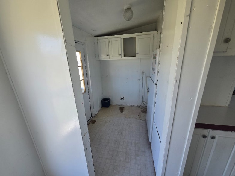 Building Photo - 1801 S Business 45