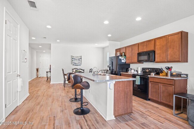 Building Photo - 5114 Sawmill Pt Wy