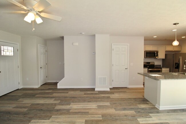 Building Photo - 3015 Locust Grv Ct