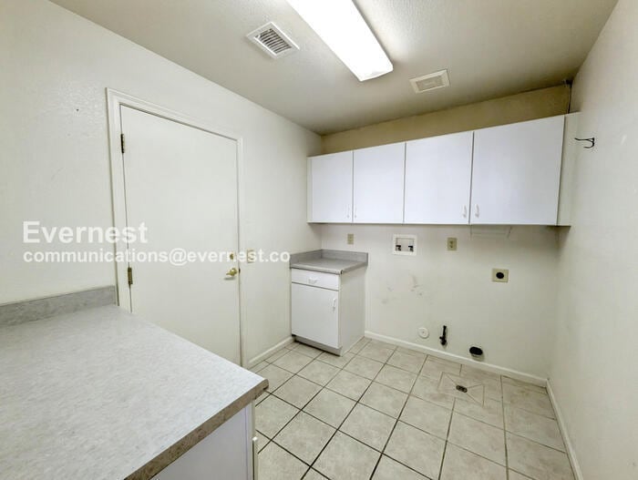 Building Photo - 38090 S Desert Highland Dr