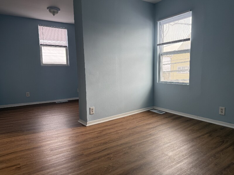 Building Photo - 3525 W Fullerton Ave