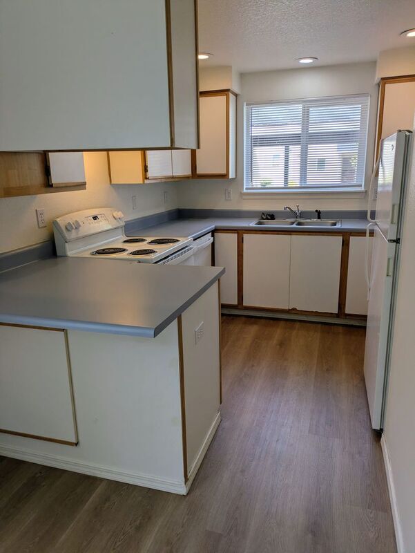 Building Photo - 17985 SW 115th Ave