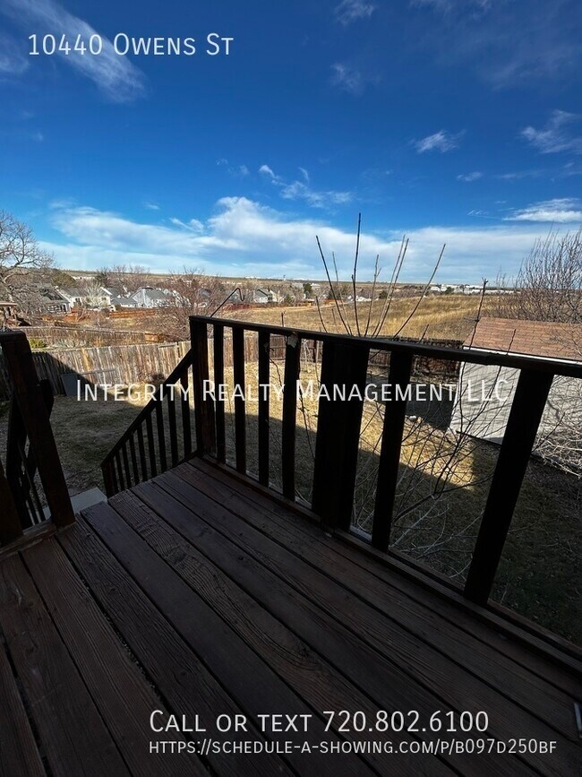 Building Photo - 10440 Owens St