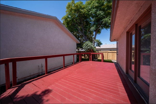 Building Photo - 5172 Brockbank Pl