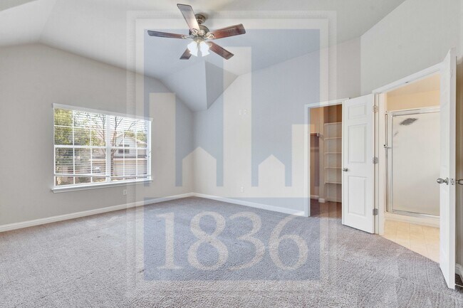 Building Photo - 10013 Mount Rainier Dr