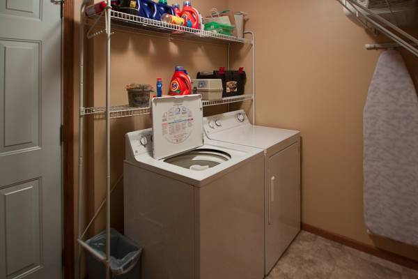 Building Photo - 202 Northbrook Ct