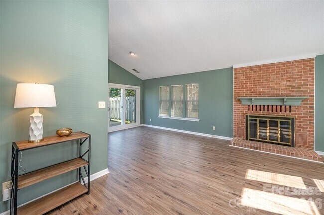 Building Photo - 2745 Von Thuringer Ct