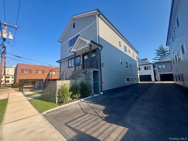Building Photo - 159 Harrison Ave