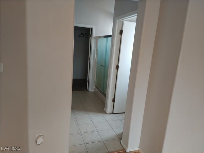 Building Photo - 508 Edgefield Ridge Pl