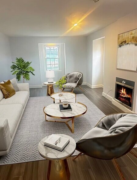 Building Photo - 23 Chestnut St