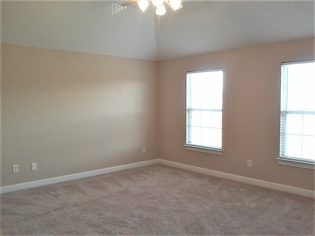 Building Photo - 7037 Oak Brook Terrace