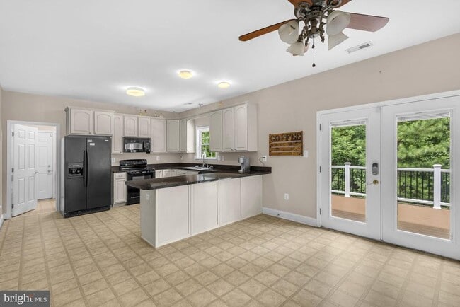 Building Photo - 11489 Lynx Dr