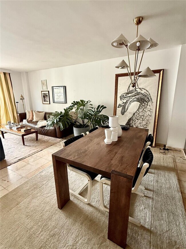 Building Photo - 5 Island Ave