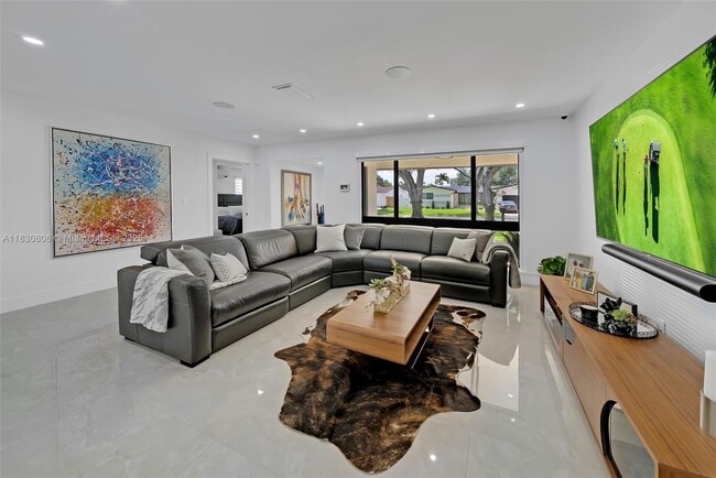 Building Photo - 9241 SW 55th St