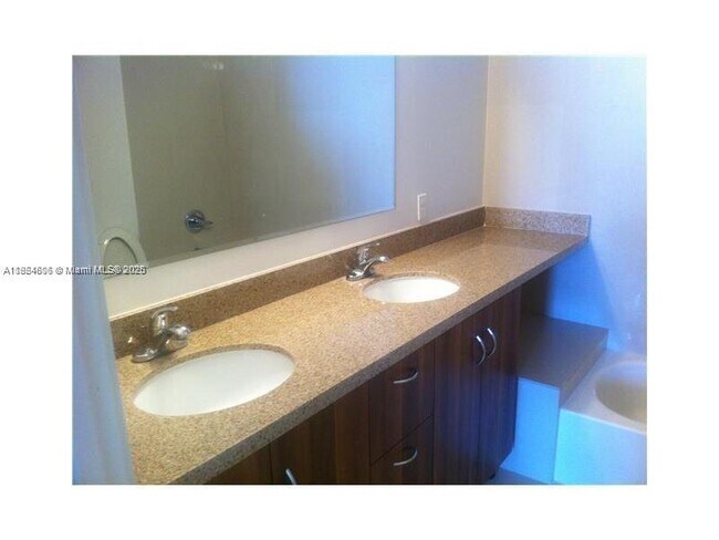 Building Photo - 601 NE 23rd St