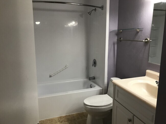 Building Photo - 16817 Larch Way