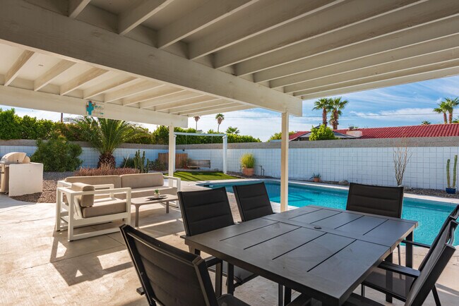 Building Photo - 2305 E Bellamy Rd