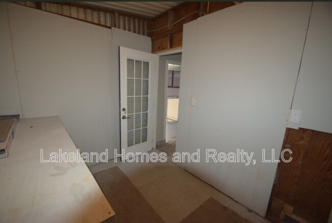 Building Photo - 3134 Skyview Dr