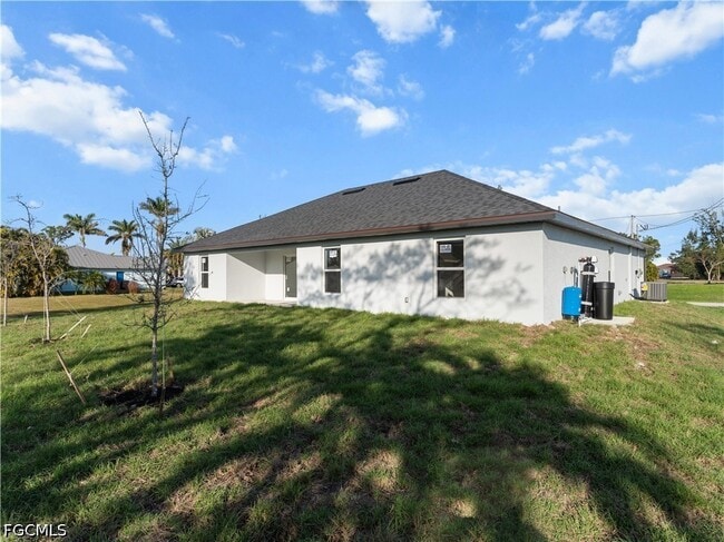 Building Photo - 1242 NW 22nd Ave