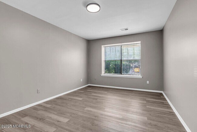 Building Photo - 2609 Lighthouse Ln