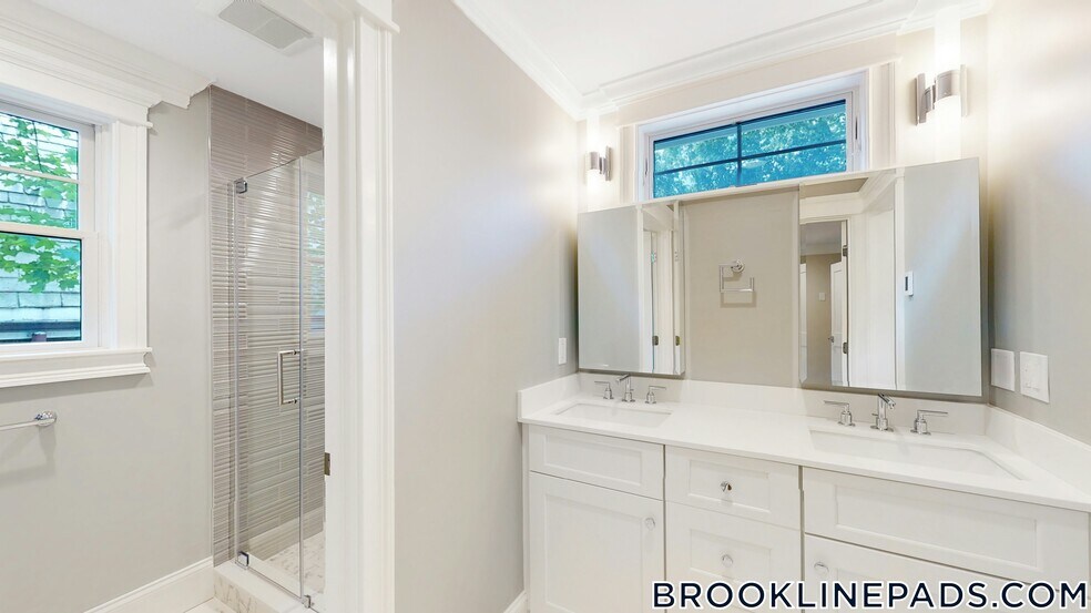 Building Photo - 101 Sumner Rd