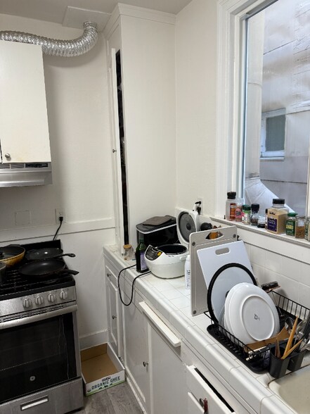 Building Photo - 1810 Euclid Ave