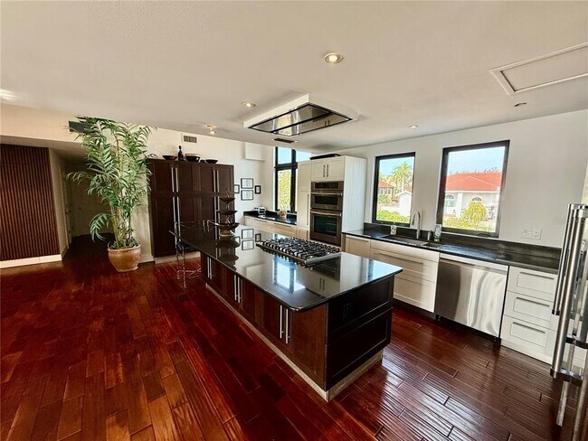 Building Photo - 1257 Tree Bay Ln