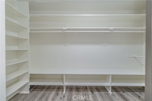 Building Photo - 429 Somerset Cir