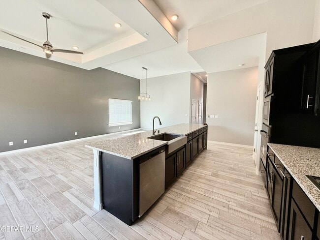 Building Photo - 15136 Ambition Ave