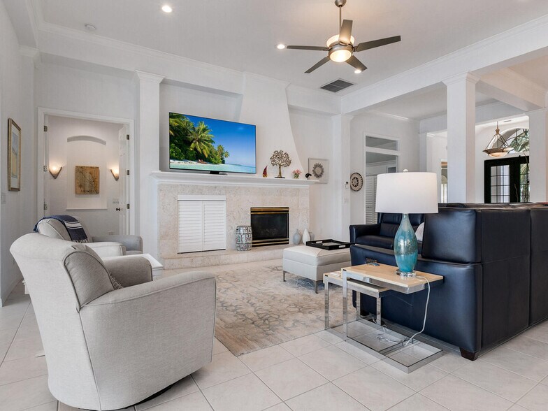 Building Photo - 7535 Ascot Ct