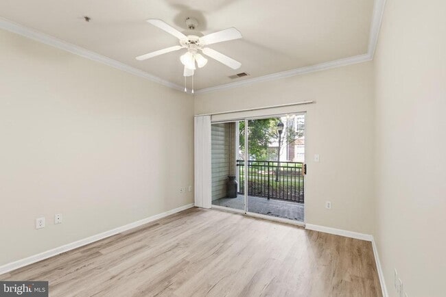 Building Photo - 12913 Centre Park Cir
