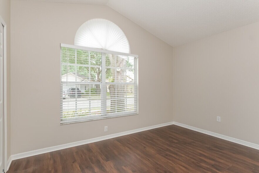 Building Photo - 1812 Rudder Dr