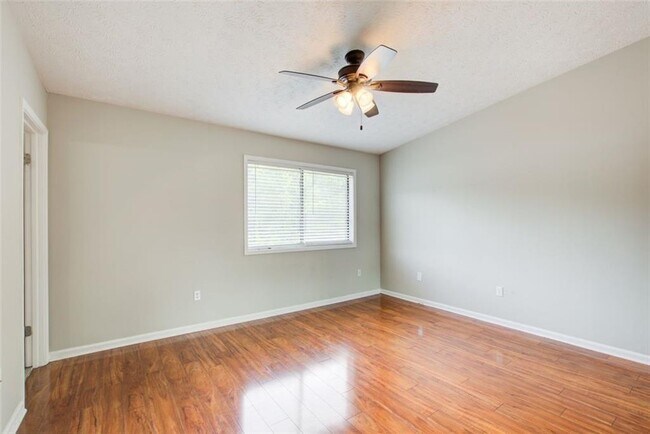 Building Photo - 1301 Parkaire Crossing