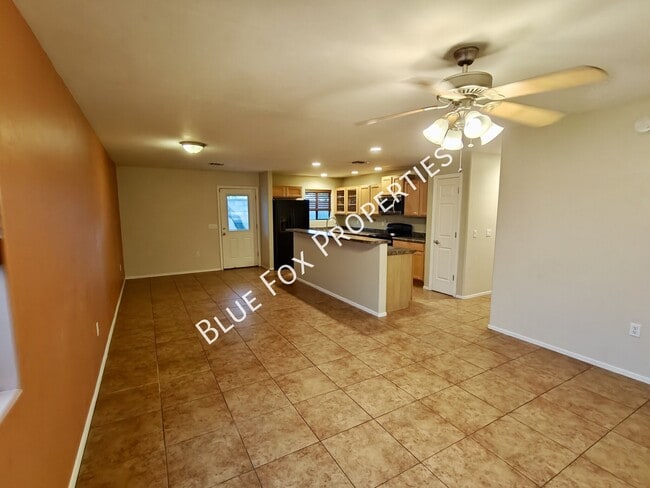 Building Photo - 237 E Waverly St
