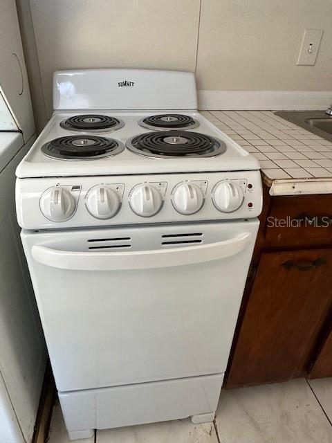 Building Photo - 2709 Club Cir