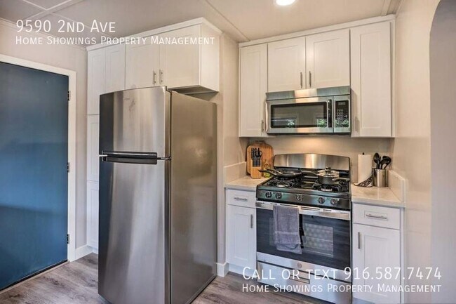 Building Photo - 9590 2nd Ave