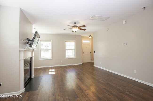 Building Photo - 130 Timberhurst Ct
