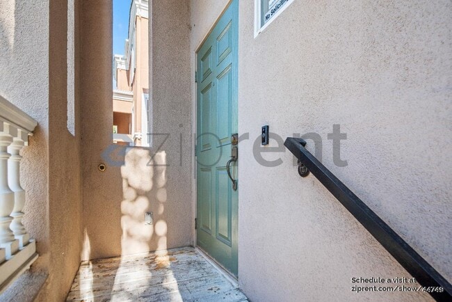 Building Photo - 882 Inspiration Pl