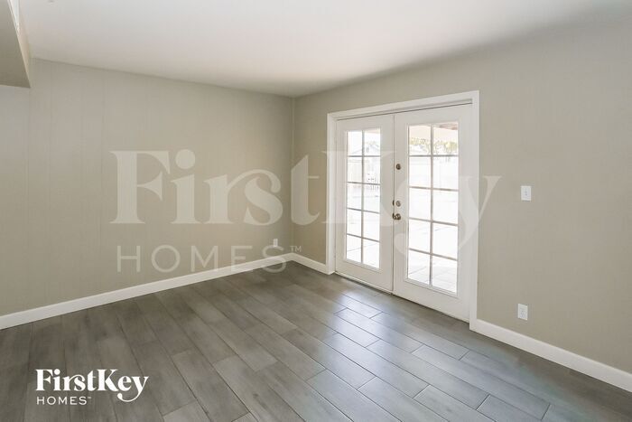 Building Photo - 9214 N 36th Dr