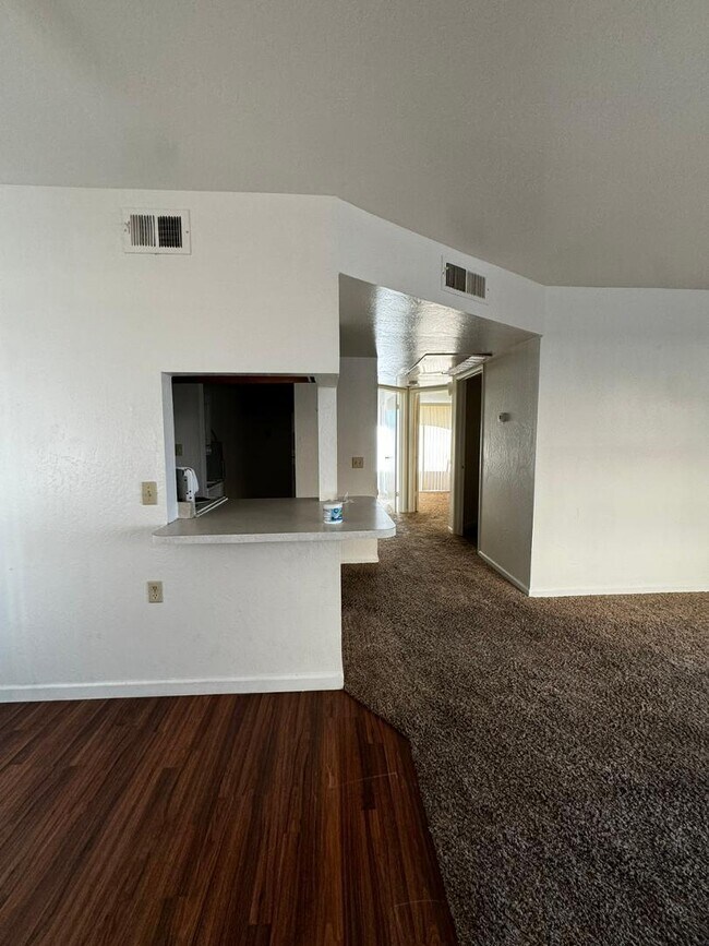 Building Photo - 12221 W Bell Rd