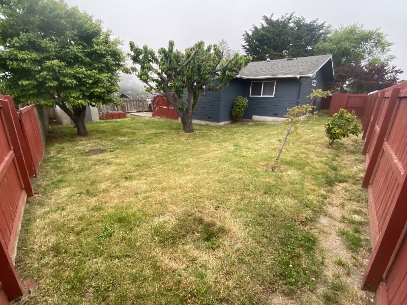 Building Photo - 2288 Mabelle Ave