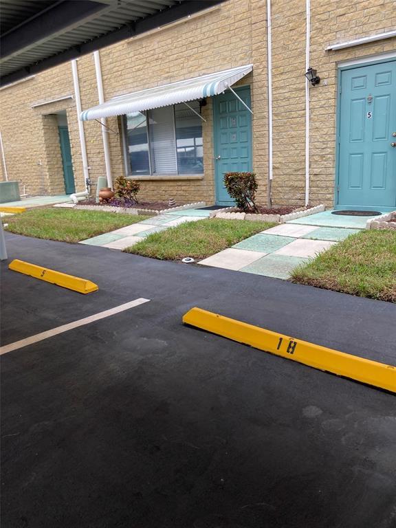 Building Photo - 5247 81st St N