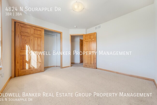 Building Photo - 4824 Sourapple Dr