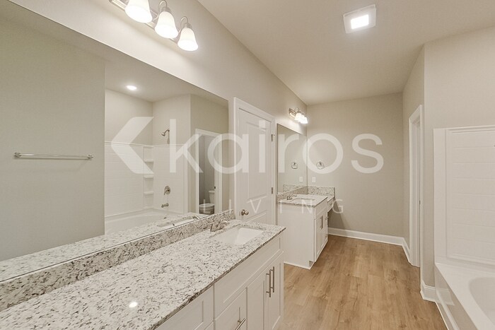 Building Photo - 22834 Balsam Dr