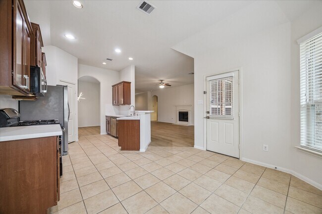 Building Photo - 10914 Visconti Ct