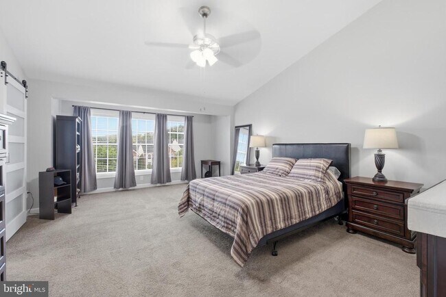 Building Photo - 8439 Kirby Lionsdale Dr