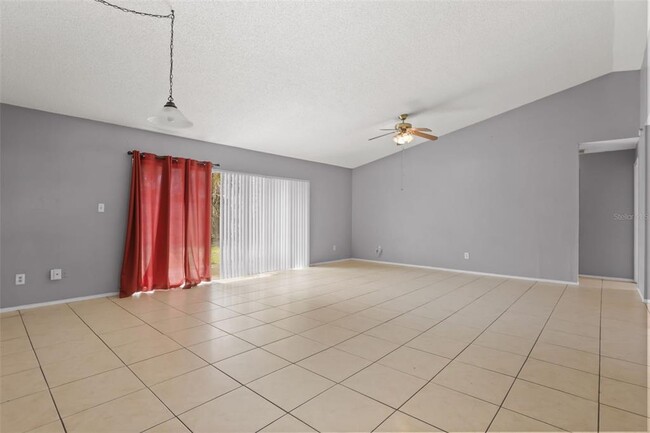 Building Photo - 12136 Shallot St