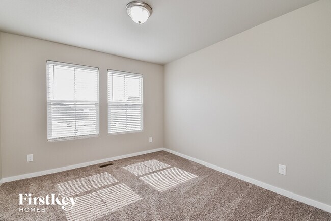 Building Photo - 7424 Alpine Daisy Dr